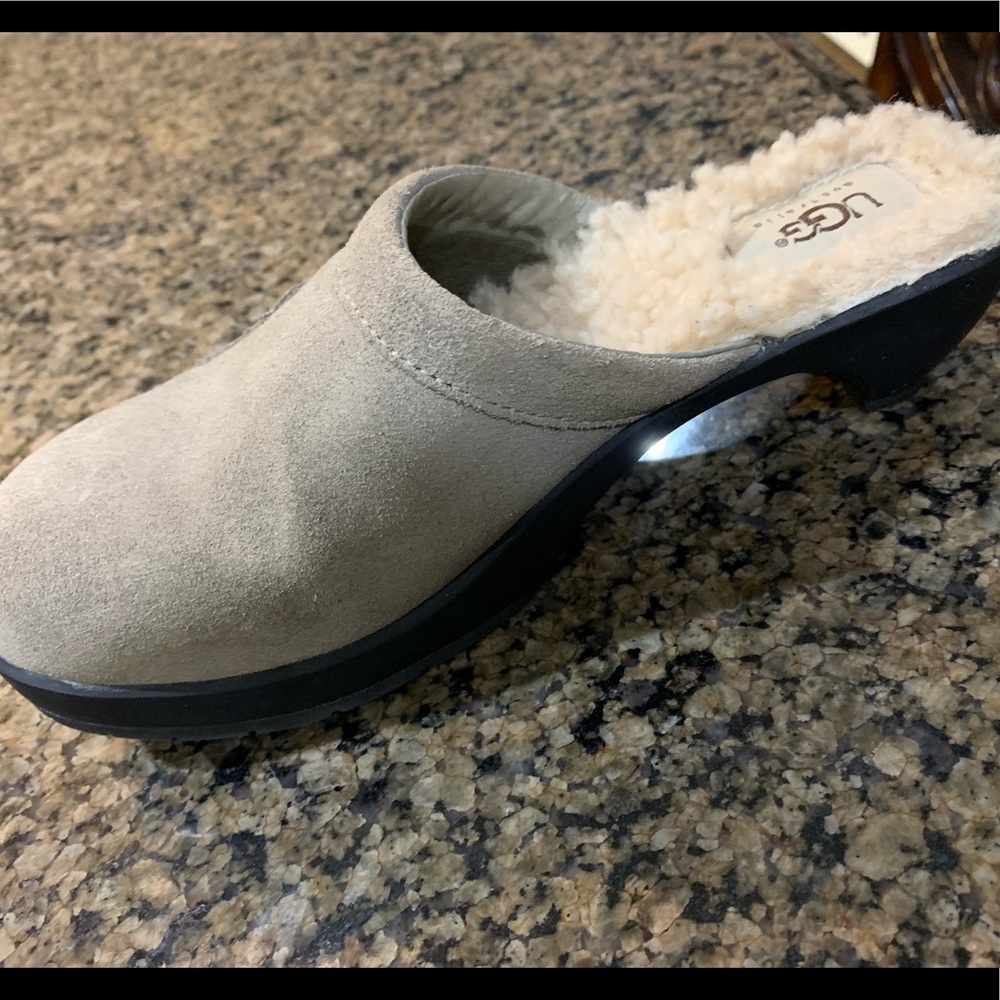 Ugg Clogs - image 6